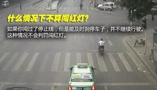 車輛進出環(huán)島時需要打轉(zhuǎn)向燈嗎？